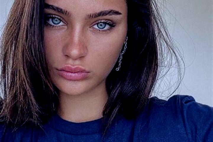 Sienna, 34, a brunette blue-eyed middle eastern companion based in McLaren Flat. Offering 69, Dinner Date, Erotic Massage, Massage. Available for incall and ...