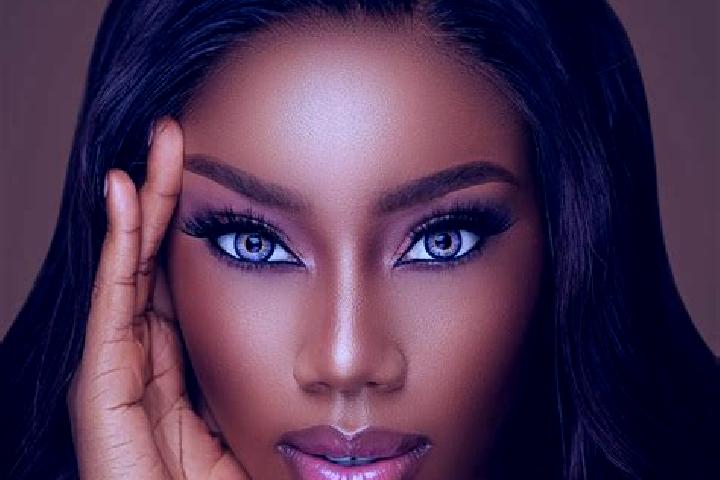 Sienna, 34, a chestnut blue-eyed ebony companion based in Hatavch. Offering Overnight, Couples, Domination. Available for incall and outcall, overnight booki...