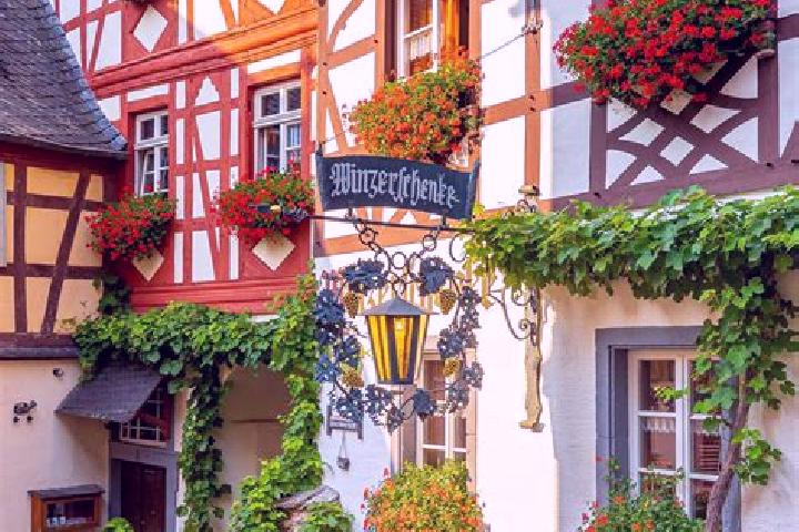 Sienna, 34 — Escort in Langenlehsten, Germany