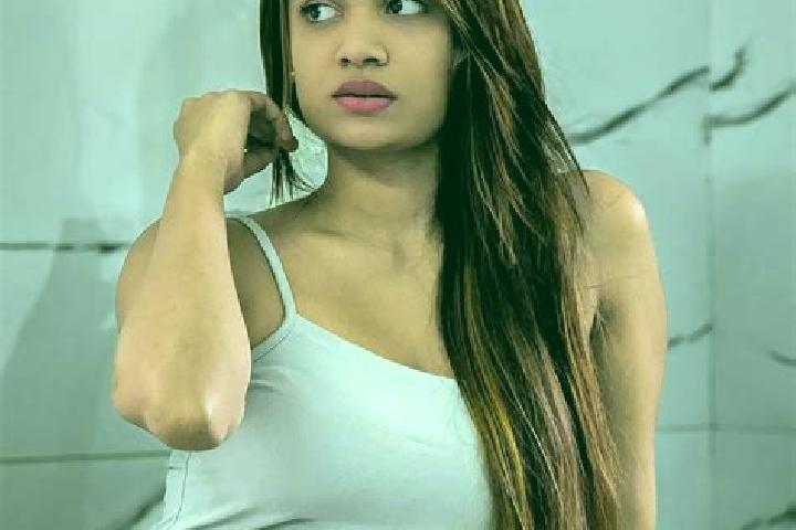Sienna, 34 — Escort in Nasirabad, Pakistan