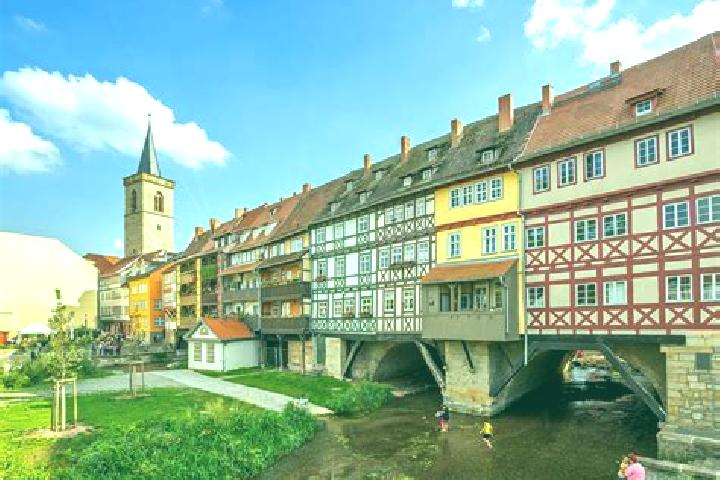 Sienna, 34 — Escort in Schalkau, Germany