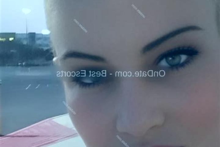 Sienna, 34 — Escort in Wudmath, Austria