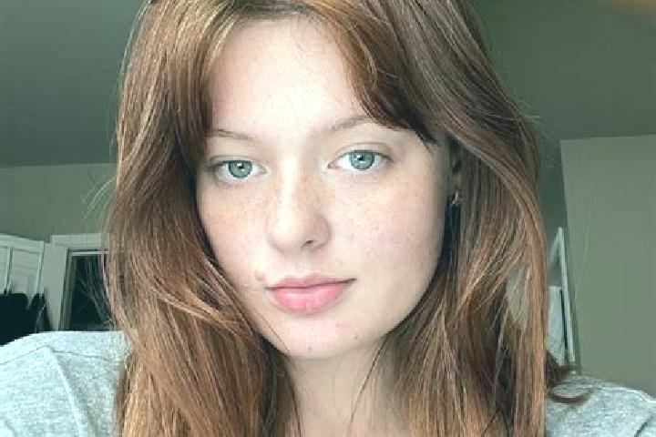 Sienna, 35, a auburn grey-eyed caucasian companion based in Candelaria. Offering CIM, Duos, Prostate Massage, Overnight. Available for incall and outcall, da...