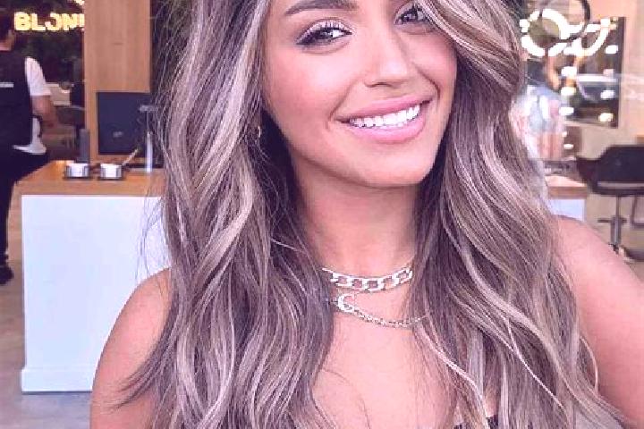 Sienna, 35, a dark blonde brown-eyed european companion based in Spineda. Offering Erotic Massage, CIM, 69. Available for incall and outcall, day and evening...