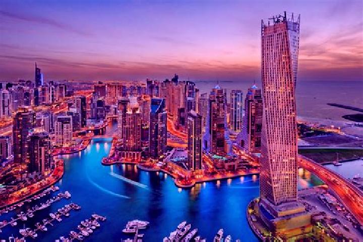 Sienna, 35 — Escort in Dubai Festival City, United Arab Emirates
