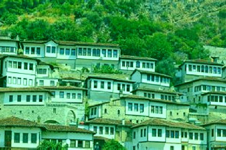 Sienna, 35 — Escort in Gjegjan, Albania