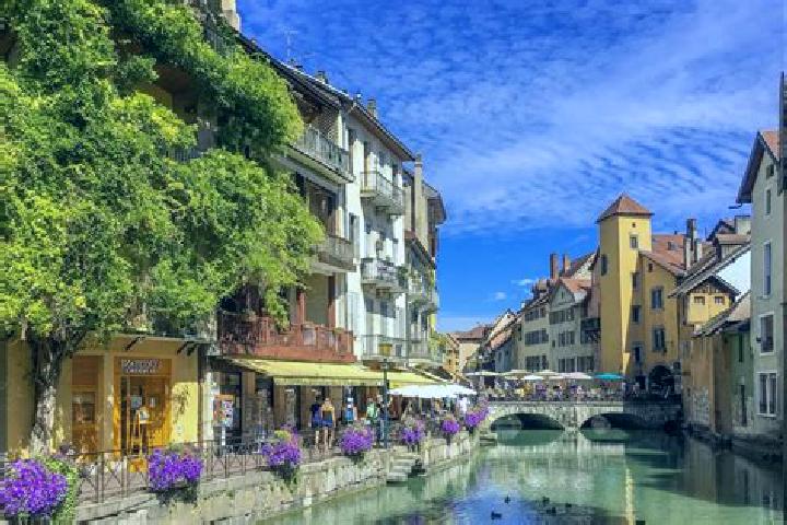 Sienna, 35 — Escort in Stains, France