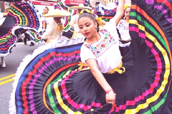 Sienna, 35 — Escort in Tres de Mayo, Mexico