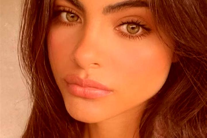 Sienna, 36, a black amber-eyed indian companion based in Raikhenfeld. Offering Prostate Massage, Deep French Kissing, Travel Companion. Available for incall ...