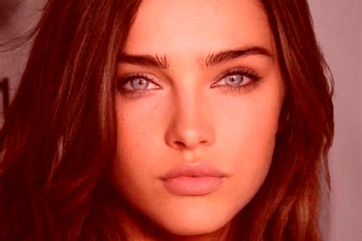 Sienna, 36, a brunette blue-eyed caucasian companion based in Magu. Offering BDSM, Roleplay, Duos. Available for incall and outcall, day and evening dates.