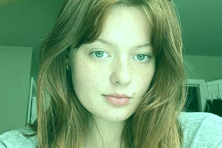 Sienna, 36, a chestnut grey-eyed european companion based in Three Hills. Offering OWO, Couples, Deep French Kissing. Available for incall and outcall, overn...