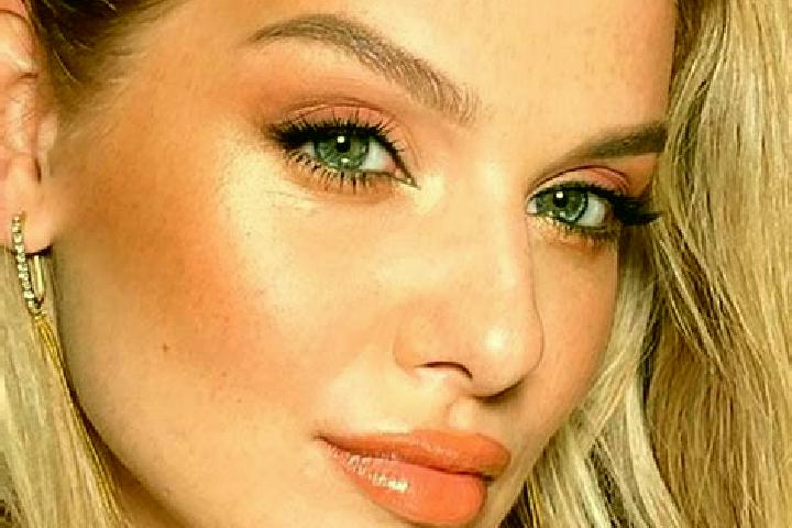 Sienna, 36, a dark blonde green-eyed european companion based in Valdeavellano. Offering Deep French Kissing, Prostate Massage, CIM, Domination. Available fo...