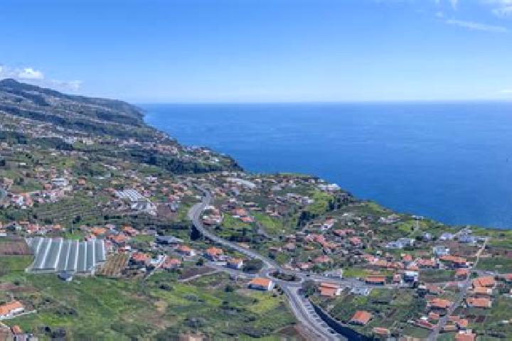 Sienna, 36 — Escort in Estreito da Calheta, Portugal