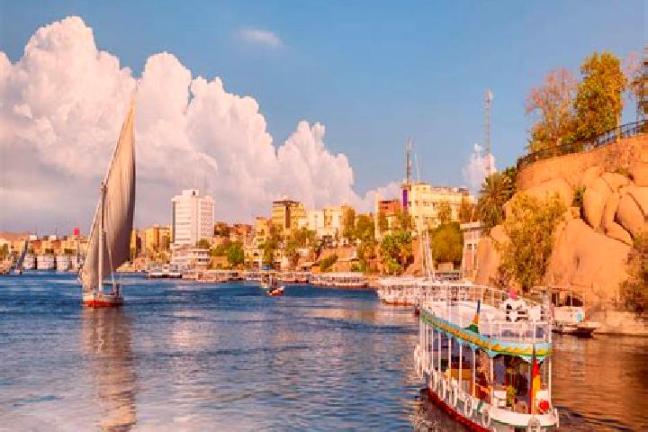Sienna, 36 — Escort in Hala ib, Egypt
