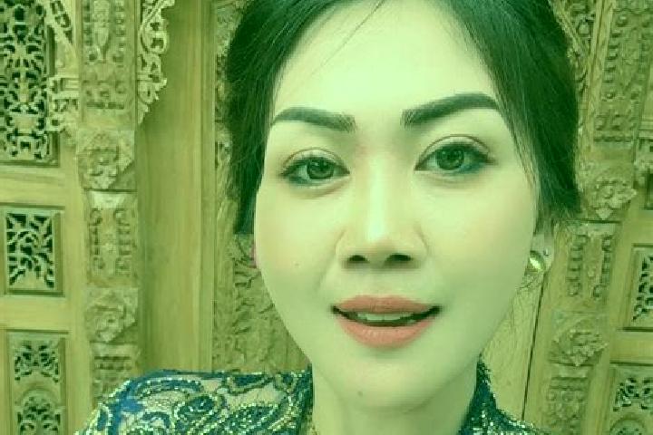 Sienna, 36 — Escort in Pangkungparuk, Indonesia