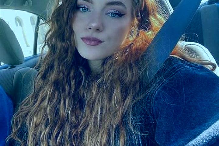Sienna, 37, a auburn amber-eyed caucasian companion based in Barra do Jacare. Offering Girlfriend Experience, Domination, Fetish, Deep French Kissing. Availa...