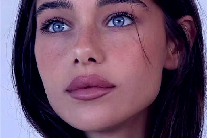 Sienna, 37, a brunette brown-eyed middle eastern companion based in Berbinzana. Offering Deep French Kissing, GFE, Girlfriend Experience. Available for incal...
