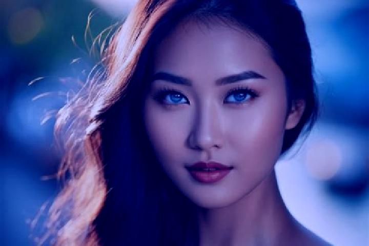Sienna, 37, a chestnut blue-eyed asian companion based in Trebesing. Offering Striptease, Couples, Travel Companion, Dinner Date, Tantra. Available for incal...
