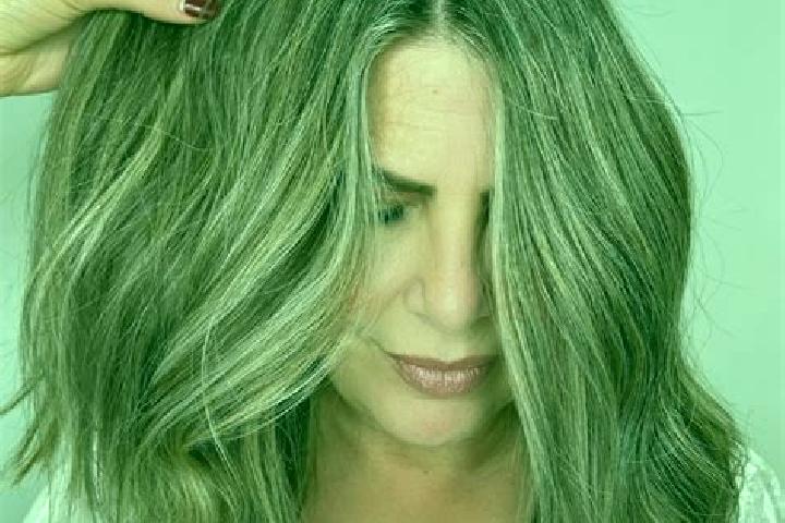 Sienna, 37, a dark blonde grey-eyed mediterranean companion based in Saint Agnes. Offering Fetish, OWO, Erotic Massage, Travel Companion. Available for incal...