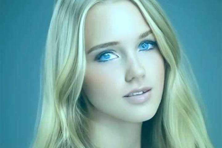 Sienna, 37, a red blue-eyed slavic companion based in Ziyang. Offering Party Girl, Massage, 69. Available for incall and outcall, overnight bookings available.