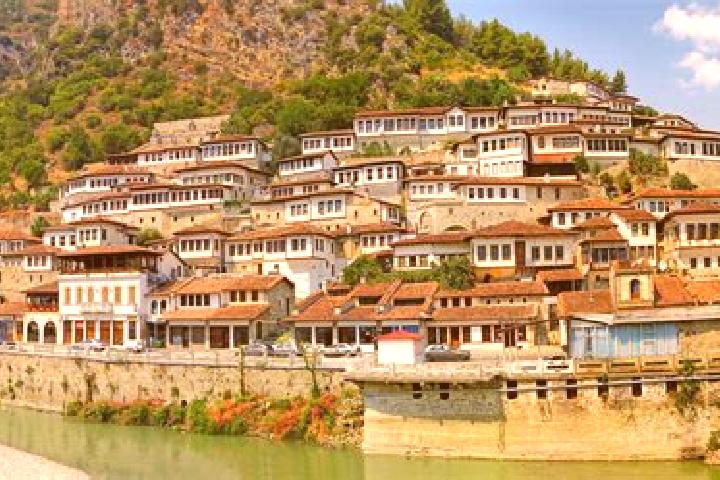 Sienna, 37 — Escort in Berat, Albania