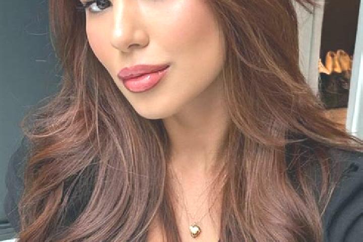 Sienna, 38, a chestnut dark-eyed asian companion based in Altorf. Offering Duos, Roleplay, Travel Companion. Available for incall and outcall, day and evenin...