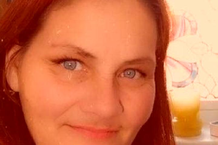 Sienna, 38, a chestnut dark-eyed slavic companion based in Giao Liem. Offering Domination, Prostate Massage, Overnight. Available for incall and outcall, day...