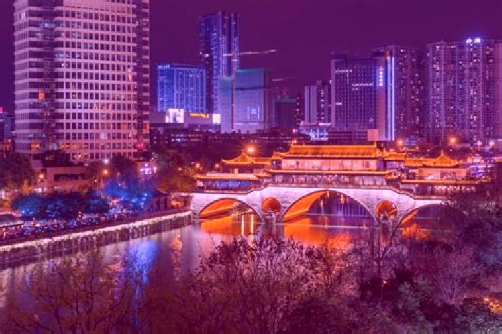 Sienna, 38 — Escort in Jingjiang, China