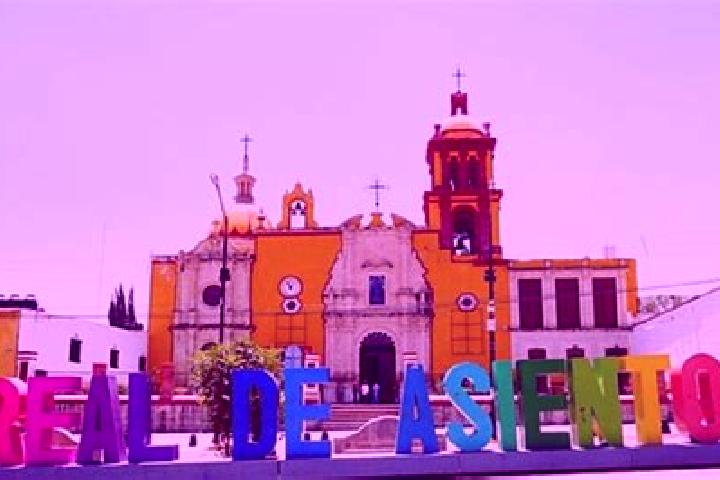 Sienna, 38 — Escort in Norias del Paso Hondo, Mexico
