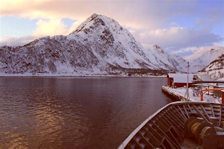 Sienna, 38 — Escort in Oksfjord, Norway