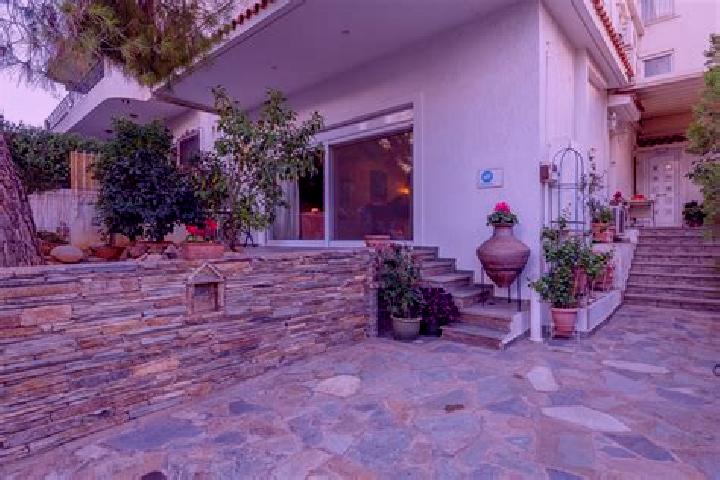 Sienna, 38 — Escort in Palaio Skyllitsi, Greece