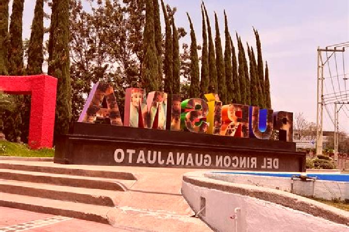 Sienna, 38 — Escort in Purisima de Bustos, Mexico