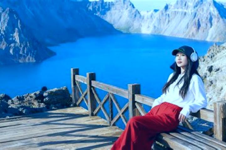 Sienna, 38 — Escort in Songjianghe, China