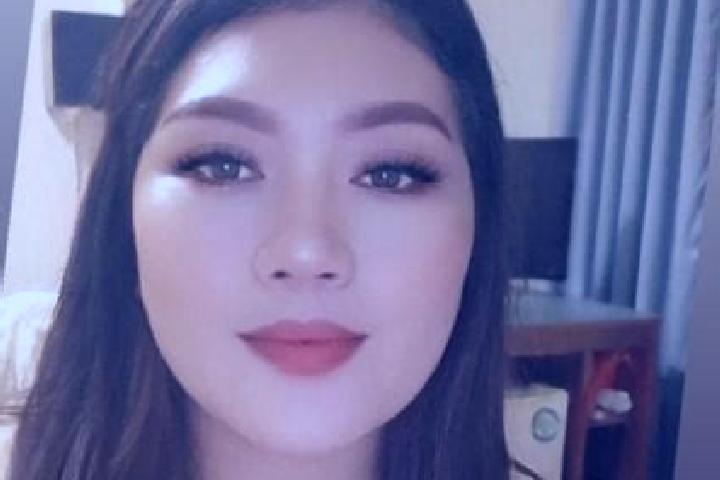 Sienna, 39, a black grey-eyed asian companion based in Tercan. Offering Domination, CIM. Available for incall and outcall, day and evening dates.