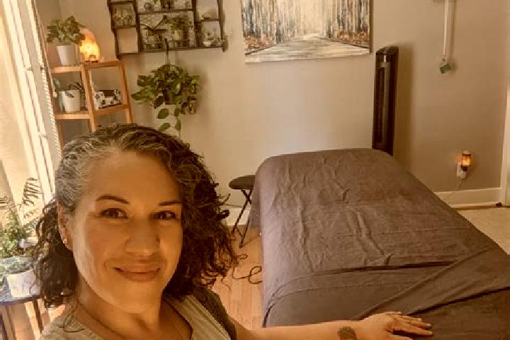 Sienna, 39, a black grey-eyed european companion based in Qus. Offering Prostate Massage, Overnight, A-Level, Fetish. Available for incall and outcall, overn...