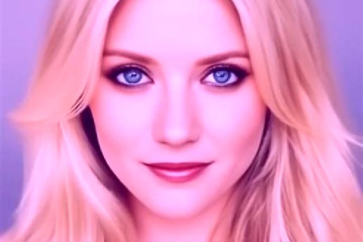 Sienna, 39, a blonde dark-eyed caucasian companion based in Lesichovo. Offering Domination, Deep French Kissing, Roleplay. Available for incall and outcall, ...