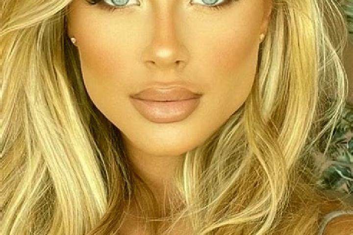Sienna, 39, a blonde hazel-eyed latina companion based in Pagoh. Offering Dinner Date, Erotic Massage, Duos, Massage. Available for incall and outcall, day a...
