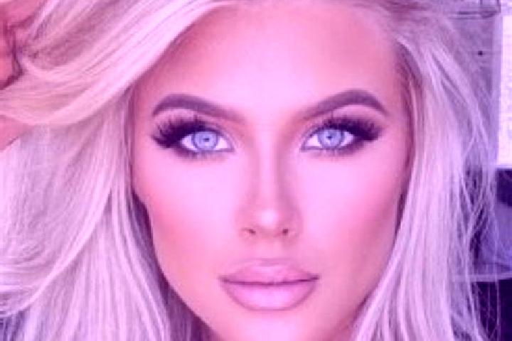 Sienna, 39, a platinum blonde blue-eyed asian companion based in Phuoc An. Offering Tantra, Roleplay, Overnight, Erotic Massage, OWO. Available for incall an...