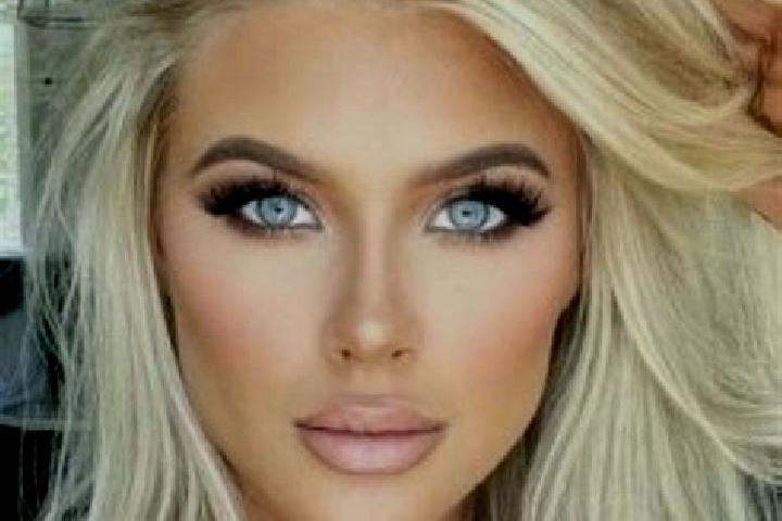 Sienna, 39, a platinum blonde dark-eyed indian companion based in Pisarzowice. Offering Deep French Kissing, Roleplay, Prostate Massage. Available for incall...