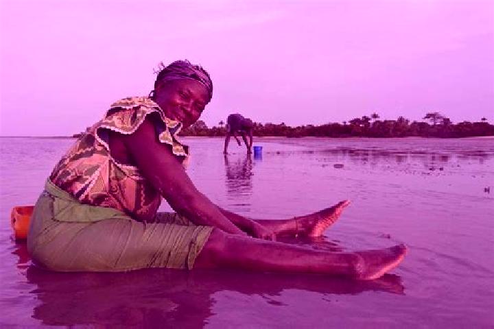 Sienna, 39 — Escort in Diganteh, Gambia