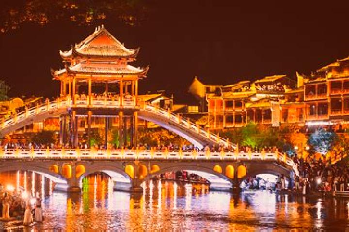 Sienna, 39 — Escort in Fenghuangcheng, China