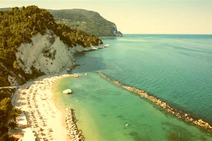 Sienna, 39 — Escort in Monte Porzio, Italy