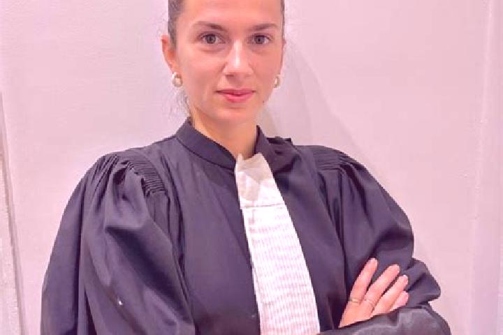 Sienna, 39 — Escort in Montreuil-l Argille, France