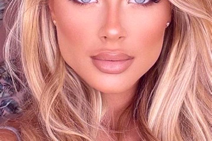 Sofia, 20, a blonde blue-eyed latina companion based in Banswara. Offering 69, GFE, Dinner Date. Available for incall and outcall, overnight bookings available.