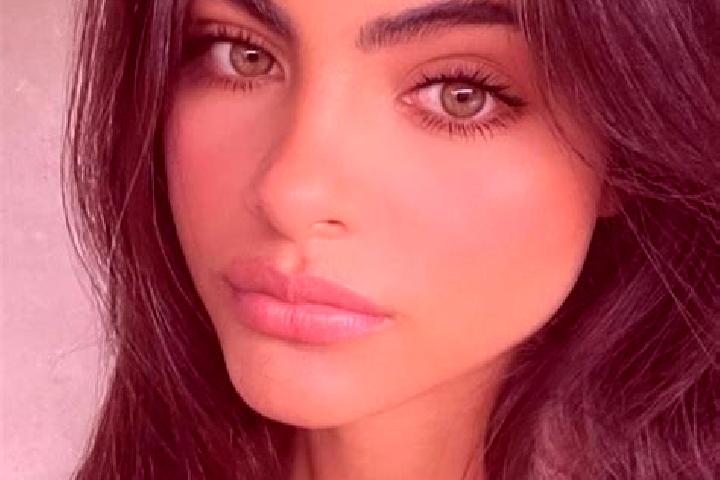 Sofia, 20, a brunette amber-eyed indian companion based in Axaxacualco. Offering Overnight, OWO, BDSM, Girlfriend Experience, Dinner Date. Available for inca...