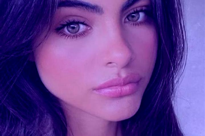 Sofia, 20, a brunette amber-eyed indian companion based in Dongola. Offering OWO, Massage, GFE, Deep French Kissing, Fetish. Available for incall and outcall...
