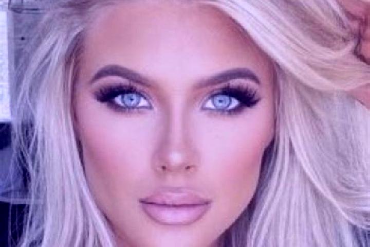 Sofia, 20, a platinum blonde blue-eyed mediterranean companion based in Krokokro. Offering Deep French Kissing, Erotic Massage, GFE, Striptease. Available fo...