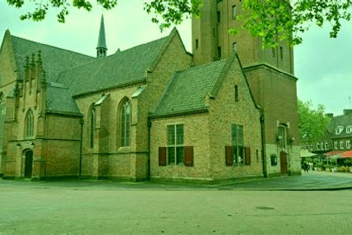 Sofia, 20 — Escort in Groot-Gelmen, Belgium