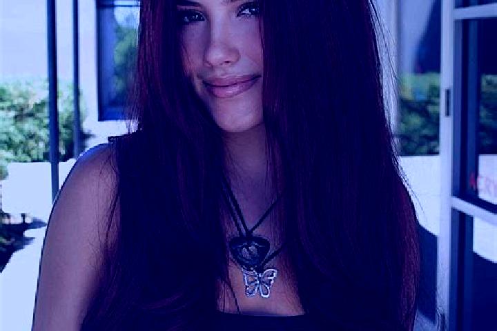 Sofia, 21, a auburn dark-eyed indian companion based in Tarvizak. Offering OWO, Domination, A-Level, BDSM, CIM. Available for incall and outcall, day and eve...