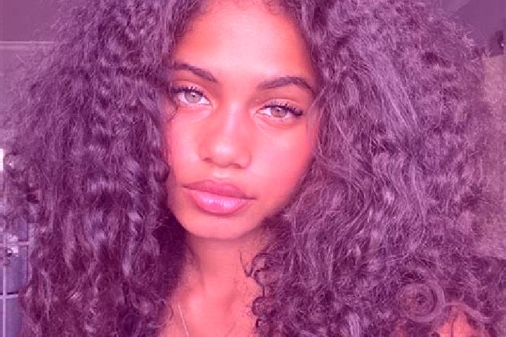 Sofia, 21, a black amber-eyed ebony companion based in Catarroja. Offering 69, A-Level, Erotic Massage, Party Girl, GFE. Available for incall and outcall, da...